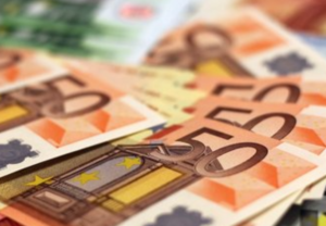 Transferring Money From Italy to Ukraine